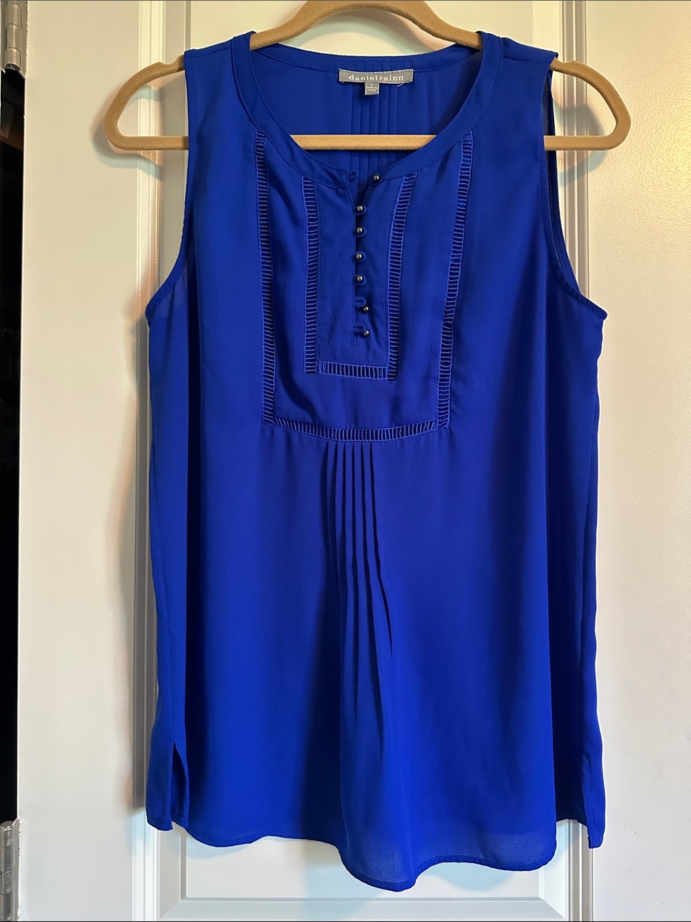 Daniel Rainn Bright Royal Blue Sleeveless Pintuck Camisole
